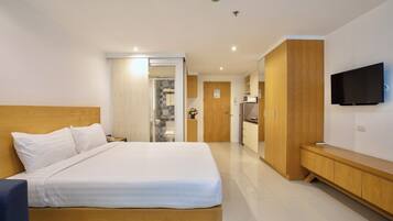 Superior Studio, 1 Double Bed | In-room safe, desk, laptop workspace, free WiFi