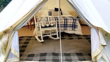 2 habitaciones, escritorio, wifi y ropa de cama