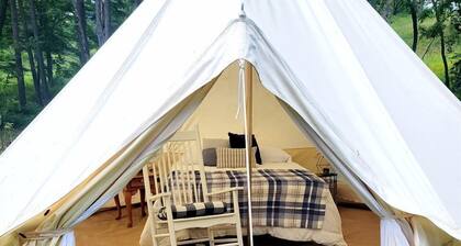 Incredible Secluded Tipi with Barbecue in Saint Croix Falls, Wisconsin