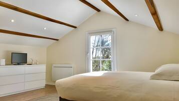 5 chambres, fer et planche Ă repasser, Wi-Fi, draps fournis