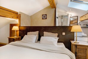 5 Schlafzimmer, Bügeleisen/Bügelbrett, WLAN, Bettwäsche