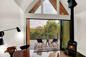 Interior - Beautiful Cabin with Incredible Design and Starrynight in Wimberley, Texas (Wimberley)