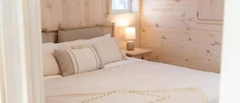 2 chambres, coffres-forts dans les chambres, lit parapluie, Wi-Fi