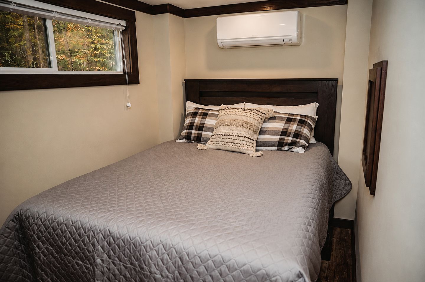 1 Schlafzimmer, Schreibtisch, WLAN, Bettwäsche