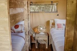 2 bedrooms, WiFi, bed sheets