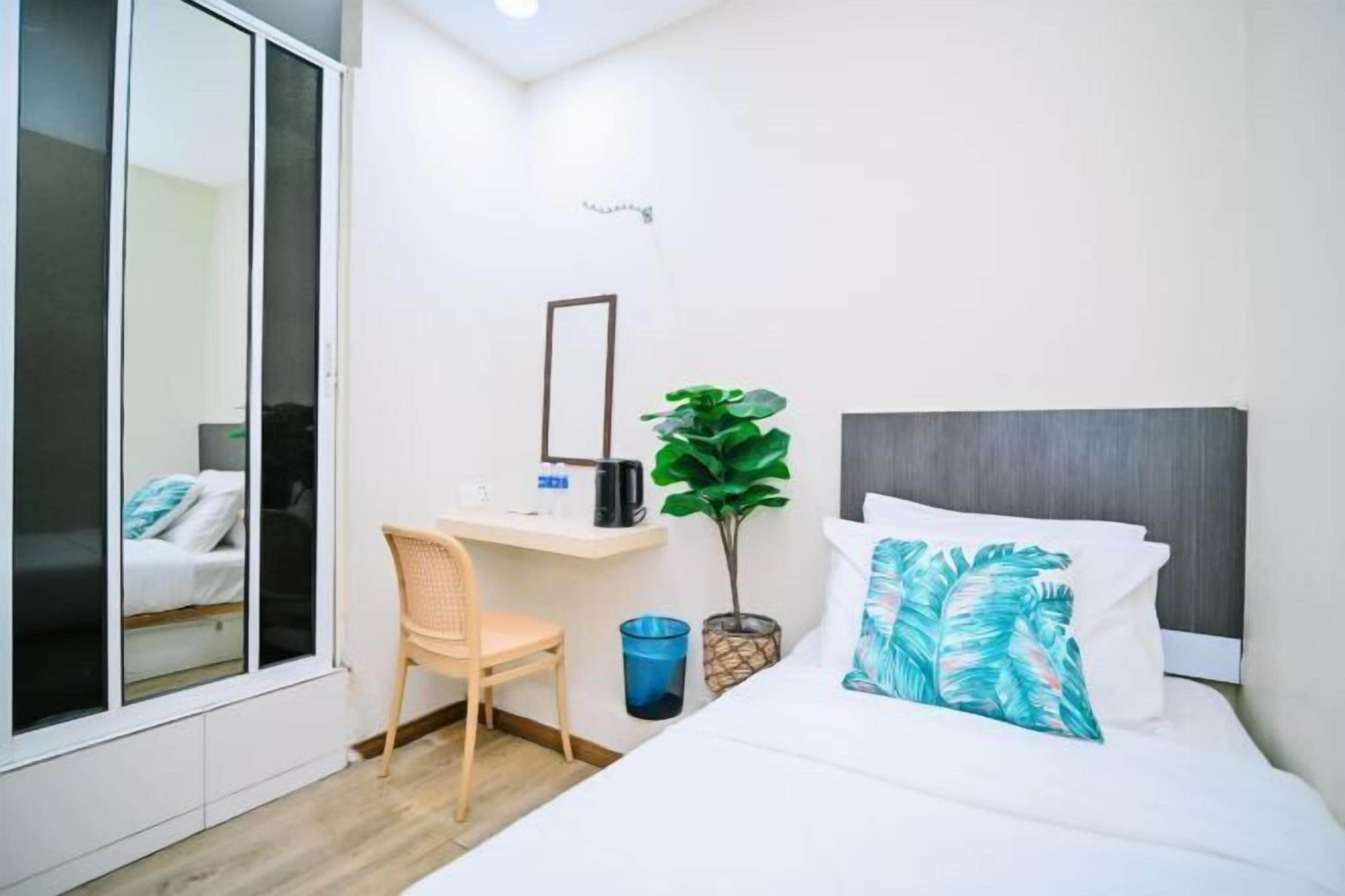 Työpöytä, silitysrauta/-lauta, ilmainen Wi-Fi