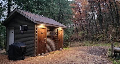 Rustic and Remote Hike-in Glamping Bell Tent close to Whitewater State Park, Minnesota