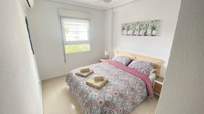 2 slaapkamers, wifi, beddengoed