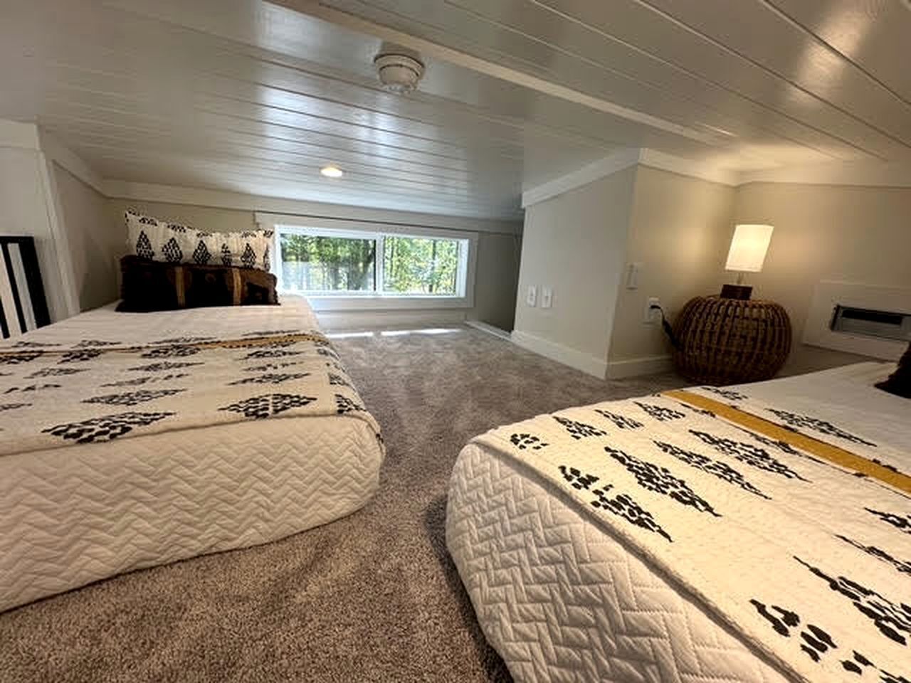 1 Schlafzimmer, Schreibtisch, WLAN, Bettwäsche