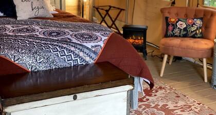 Fabulous Vermont Glamping Getaway on a Farm