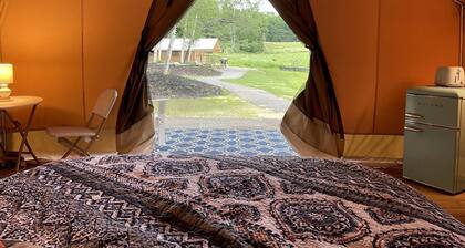 Fabulous Vermont Glamping Getaway on a Farm