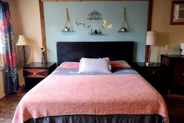 1 bedroom, desk, iron/ironing board, bed sheets