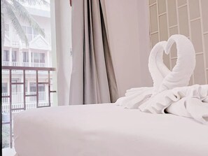 Standard Twin Room, Multiple Beds, Non Smoking, Balcony | In-room safe, free WiFi - Liberety Patong Resort (Patong)