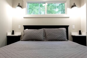 1 bedroom, desk, WiFi, bed sheets - Impressive Cottage with Barbecue in Monteagle, Tennessee (Monteagle)