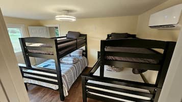 Bureau, Wi-Fi, draps fournis