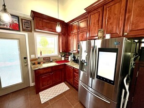 Fridge, microwave, coffee/tea maker, toaster - Pet-Friendly Lake Cabin Perfect for Water Activities in Texas (Graford)