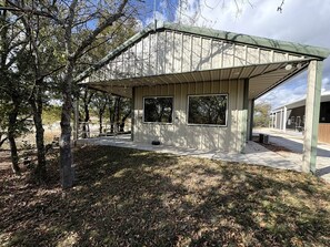 Property grounds - Pet-Friendly Lake Cabin Perfect for Water Activities in Texas (Graford)