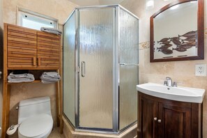 Towels - Incredible Beach House with Stunning Views in Laie, Hawaii (Laie)
