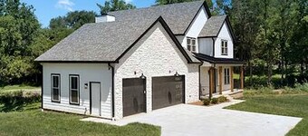 Beautiful Secluded Cottatge Nestled Amidst Trees in Mount Juliet, Tennessee