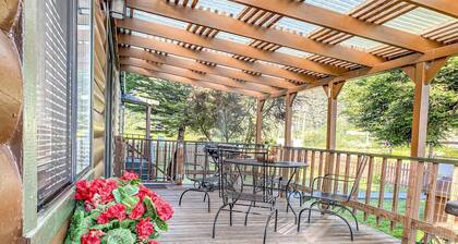 Cozy Cabin with a Private Deck in Klamath, CA