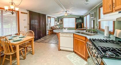 Cozy Cabin with a Private Deck in Klamath, CA