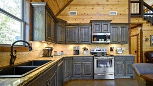 Private kitchen - Amazing Tipi Rental with Pond and Fire Pit Access in Broken Bow (Broken Bow)