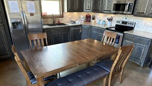 Dining - Amazing Tipi Rental with Pond and Fire Pit Access in Broken Bow (Broken Bow)