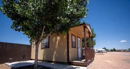 Cute and Cozy Cabin Perfect for Couples in Fredonia, Arizona