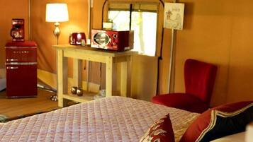 1 habitación, wifi y ropa de cama