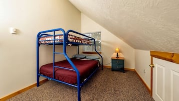 4 bedrooms, WiFi, bed sheets