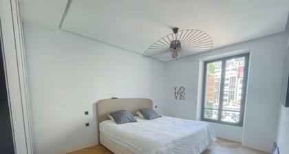 Modern apartment in the center of Monaco, a stone's throw from the port and the Grand Prix