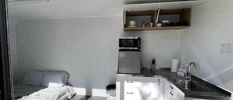 1 habitación y ropa de cama