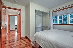 5 Schlafzimmer, Bügeleisen/Bügelbrett, WLAN, Bettwäsche