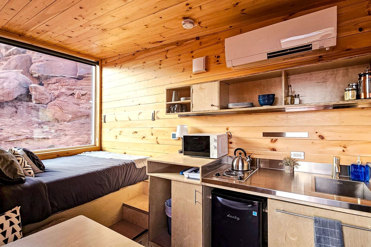 Modern Tiny House On A Secluded Private Ranch For An Amazing Escape In Nature With Incredible Views In Moab, Utah - Moab, UT