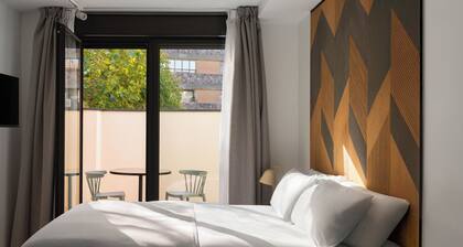 Limehome Madrid Calle de Bolivia