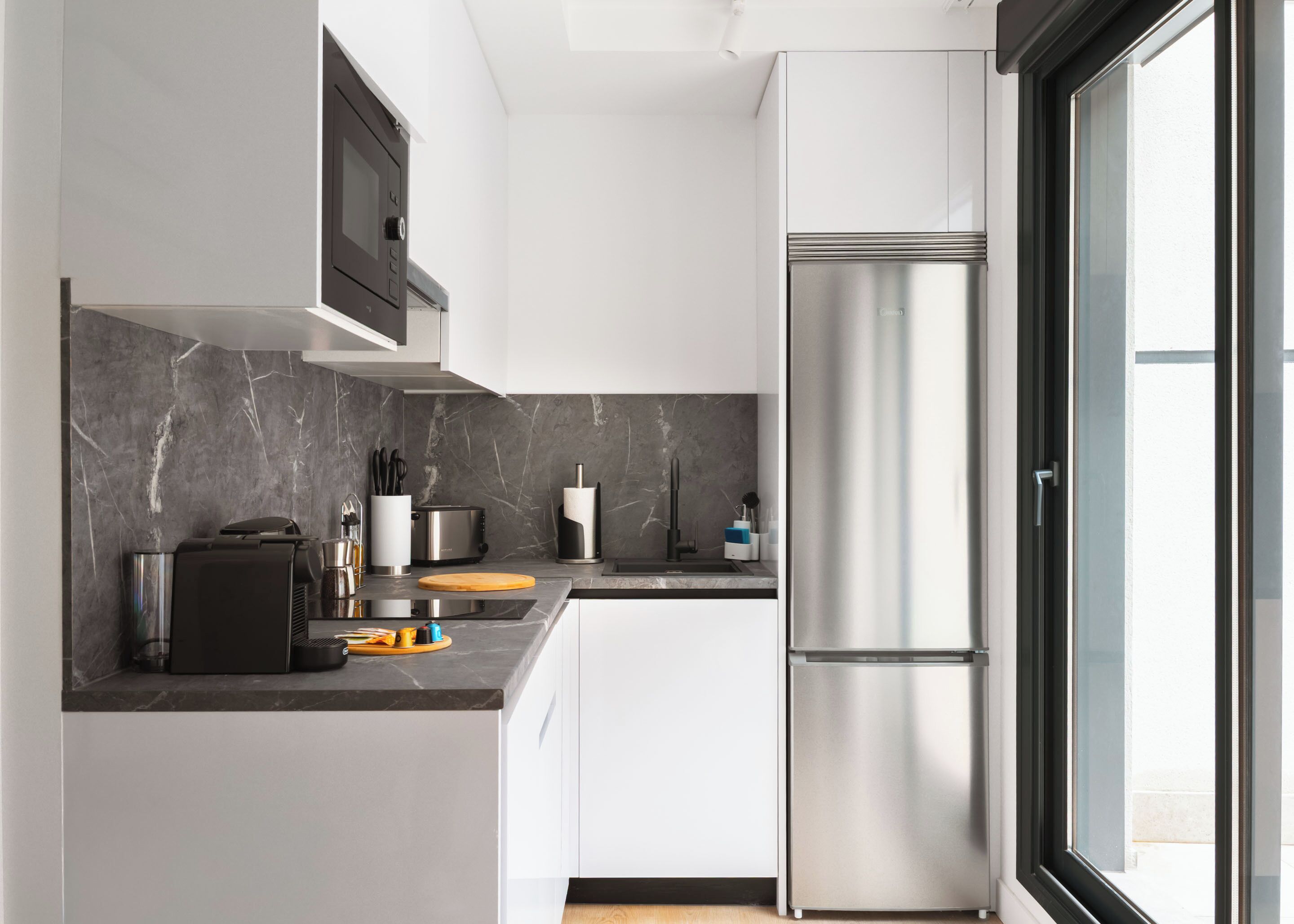 Studio with Private Terrace | 私人廚房 | 微波爐、爐具、特濃咖啡機、電熱水壺