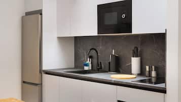 Comfort Studio | Private kitchen | Microwave, stovetop, espresso maker, electric kettle