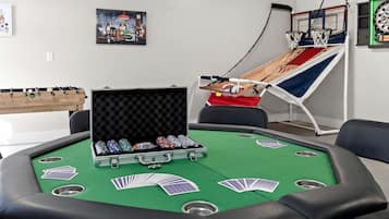 Spielezimmer