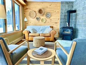 TV, fireplace - Family-Friendly Cabin Surrounded by Nature with Indoor Sauna in Grand Marais, Minnesota (Grand Marais)
