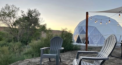 Glamping under the Stars: Stunning Dome near Capitol Reef National Park in Wayne County, UT