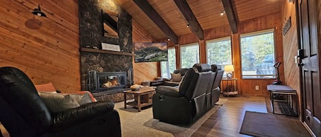 TV, fireplace, table tennis