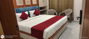 Deluxe Double Room | Desk, free WiFi