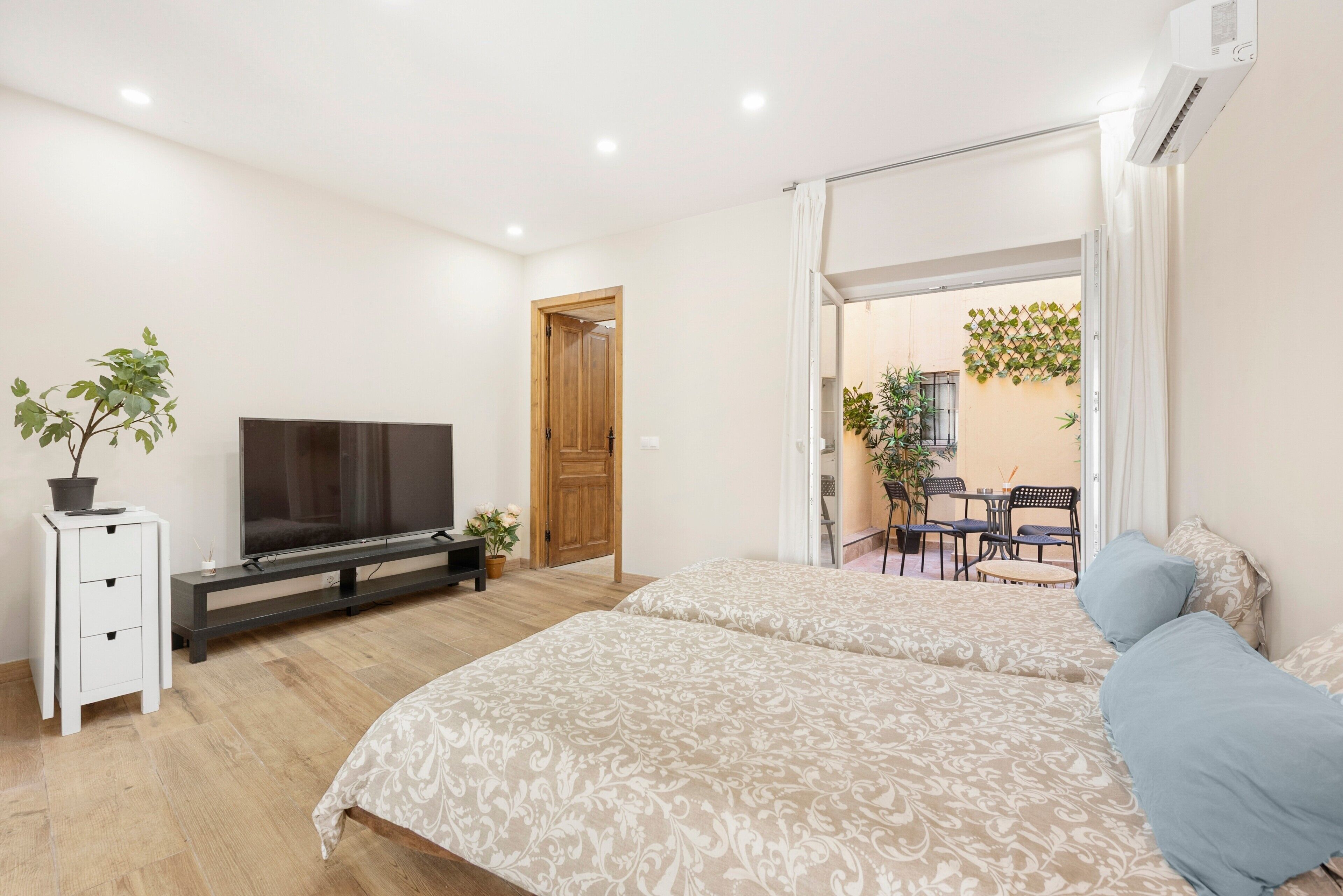 2 Schlafzimmer, Bügeleisen/Bügelbrett, WLAN, Bettwäsche