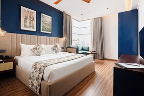 Superior-Doppelzimmer, 1 King-Bett | Minibar, Schreibtisch, laptopgeeigneter Arbeitsplatz