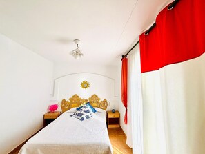 2 多间卧室、免费 WiFi