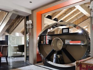 Interior - Luxury Duplex Courchevel 1850, ski-in/ski-out, 4 bedrooms (Courchevel)