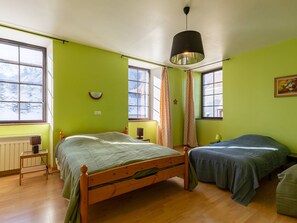 2 bedrooms, free WiFi