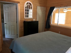 Room - Impressive Cottage with Fire Pit and Lake Access in Orland, Maine (Orland)