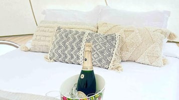 1 chambre, draps fournis