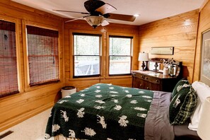 Room - Luxurious Cabin Retreat with Heated Pool and Scenic Creek Views in Wayne Township, IN (Wayne Township)